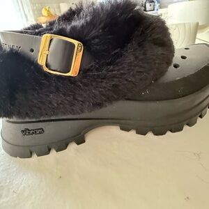 Stylish Black Fur Women's Shoes